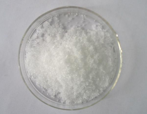 Hidrato de nitrato de gadolinio (Gd (NO3) 3.xH2O) -Polvo